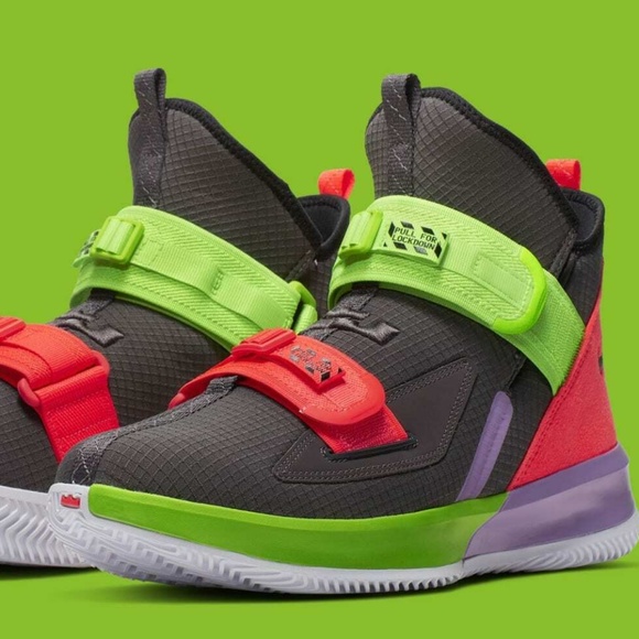 Nike Other - Nike LeBron James Soldier 13 SFG TB PE GREY GREEN
